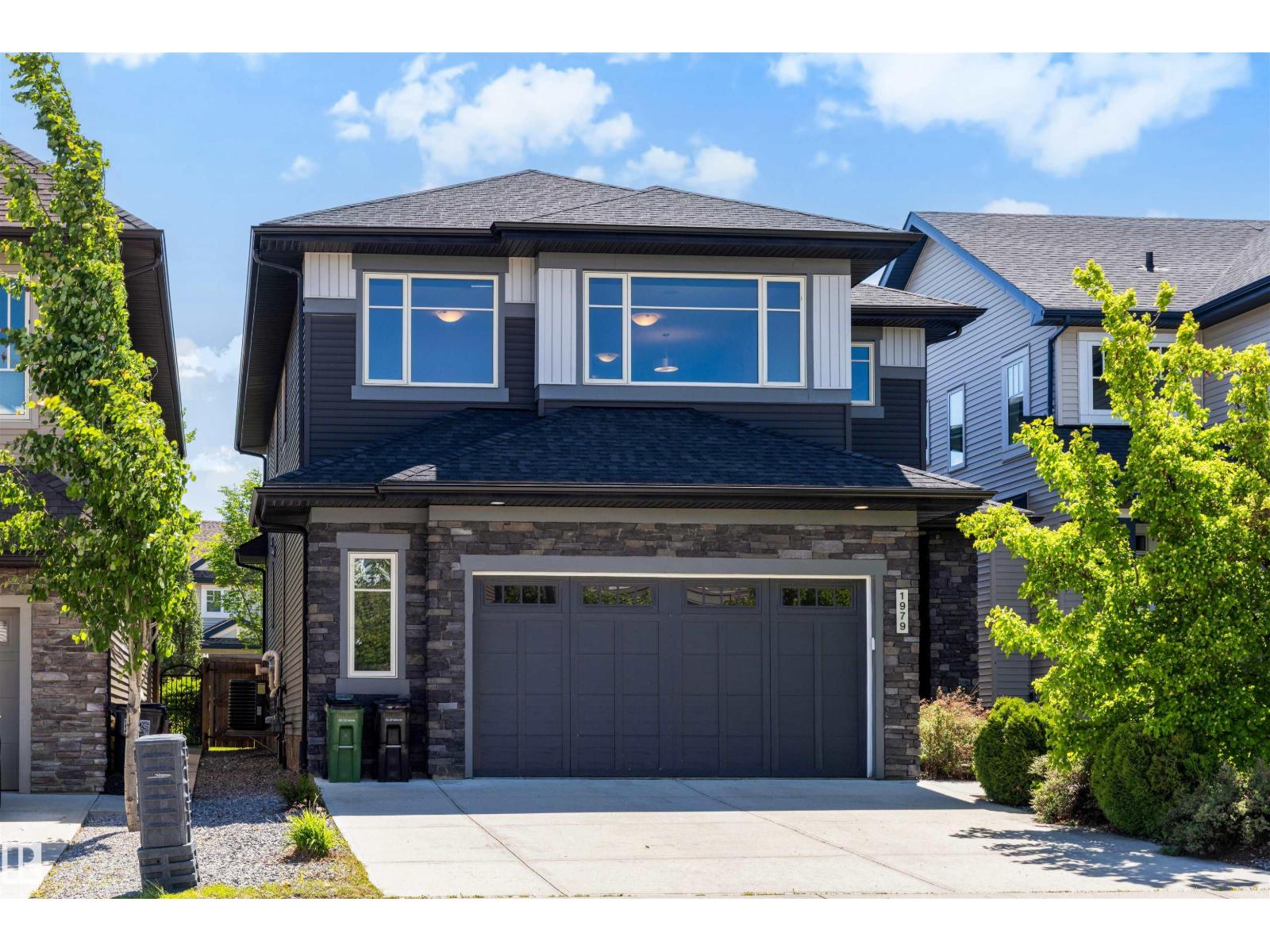 1979 AINSLIE LI SW, Edmonton, Alberta