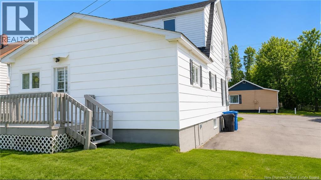 325 Church Street, Bathurst, New Brunswick  E2A 1J8 - Photo 2 - NB141623