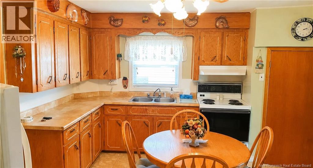 325 Church Street, Bathurst, New Brunswick  E2A 1J8 - Photo 4 - NB141623