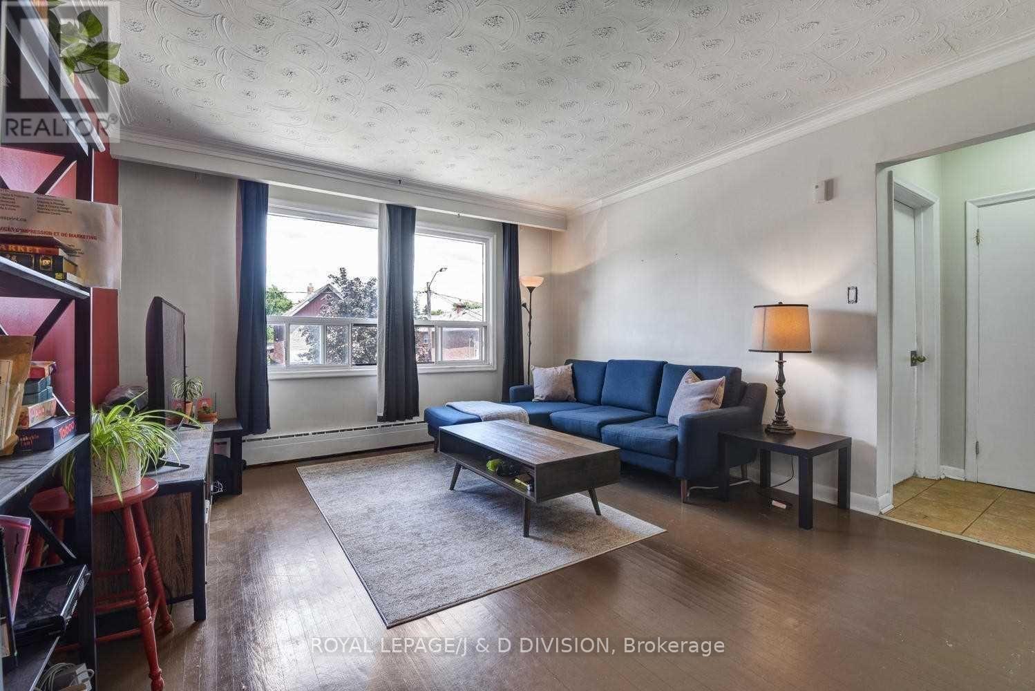 3 - 63 Earlsdale Avenue, Toronto, Ontario  M6C 1L2 - Photo 3 - C13430494