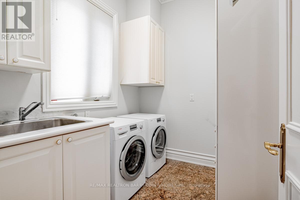 8 York Road, Toronto, Ontario  M2L 1H5 - Photo 18 - C13430528