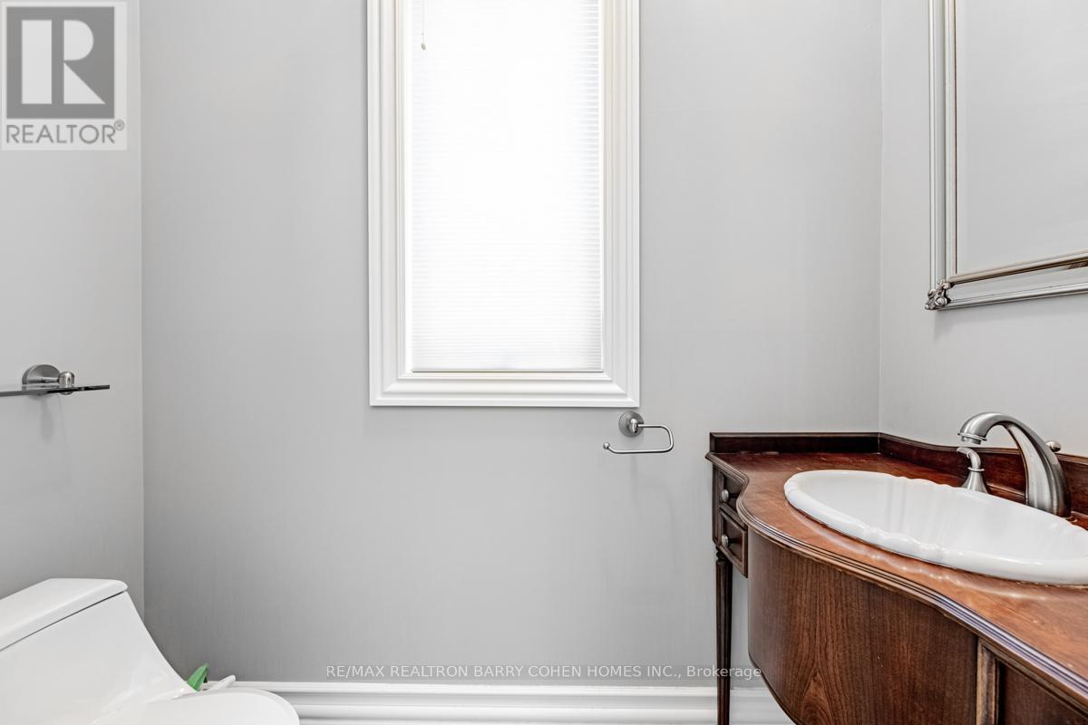 8 York Road, Toronto, Ontario  M2L 1H5 - Photo 19 - C13430528
