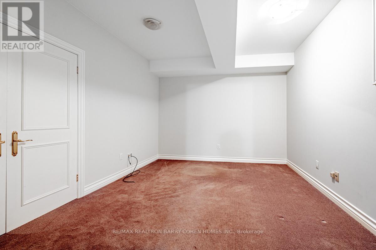 8 York Road, Toronto, Ontario  M2L 1H5 - Photo 36 - C13430528
