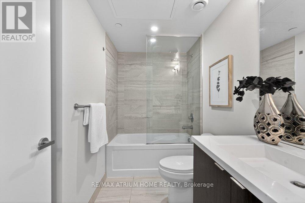 4108 - 138 Downes Street, Toronto, Ontario  M5E 0E4 - Photo 11 - C13430548