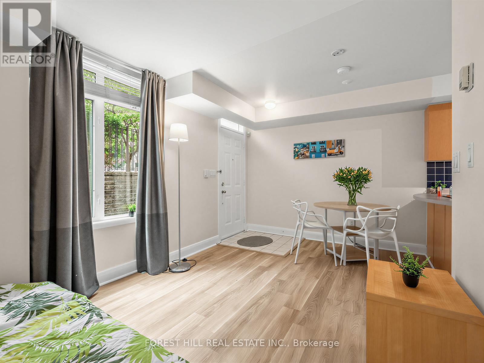 124 - 415 JARVIS STREET Toronto (Cabbagetown-South St. James Town), ON M4Y 3C1