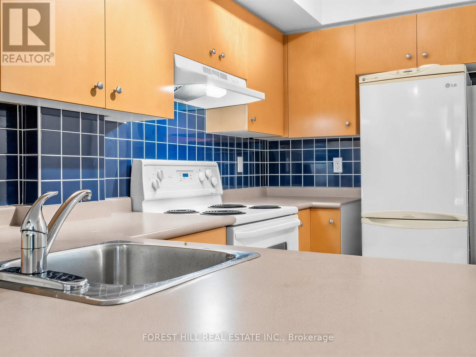 124 - 415 JARVIS STREET Toronto (Cabbagetown-South St. James Town), ON M4Y 3C1