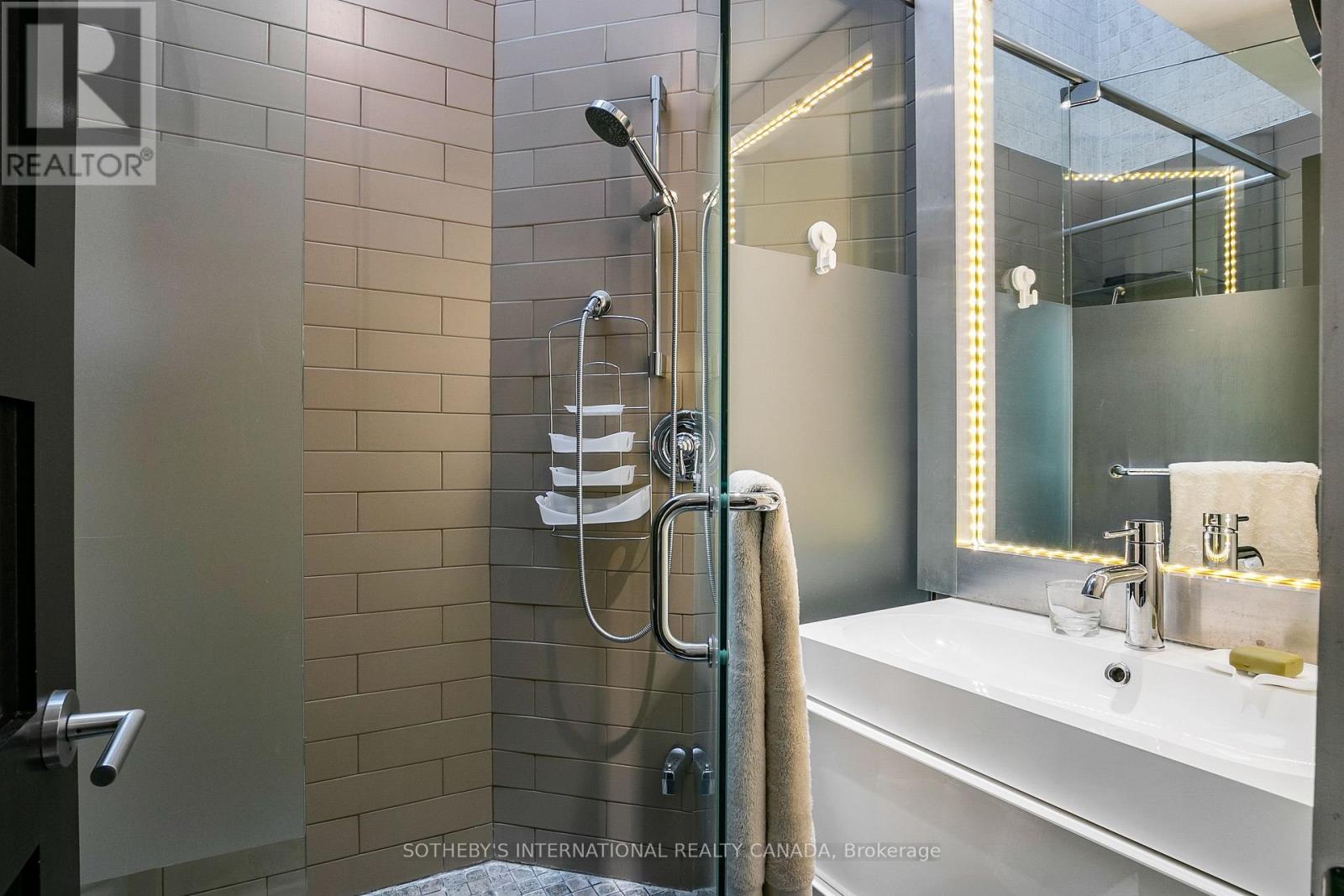30 Sword Street, Toronto, Ontario  M5A 3N2 - Photo 31 - C13430692
