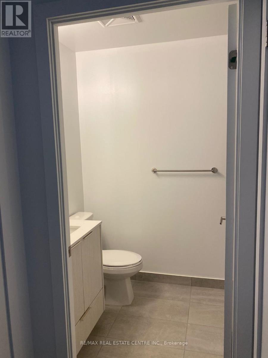 722 - 36 Forest Manor Road E, Toronto, Ontario  M2J 1M1 - Photo 12 - C13430718