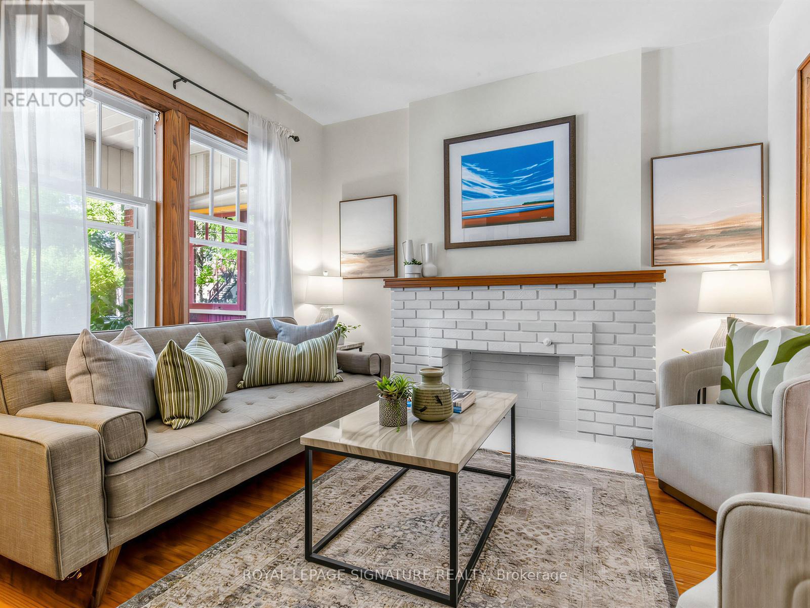 5 Watford Avenue, Toronto, Ontario  M6C 1G4 - Photo 3 - C13430754