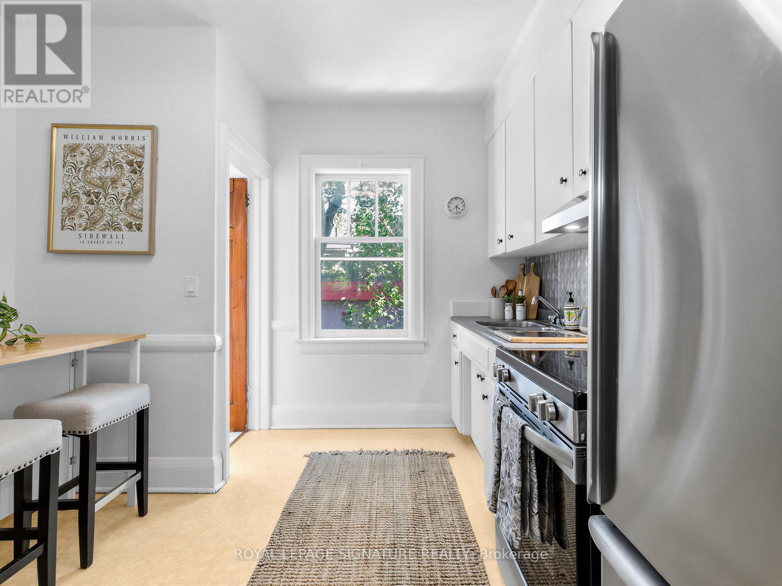 5 Watford Avenue, Toronto, Ontario  M6C 1G4 - Photo 9 - C13430754