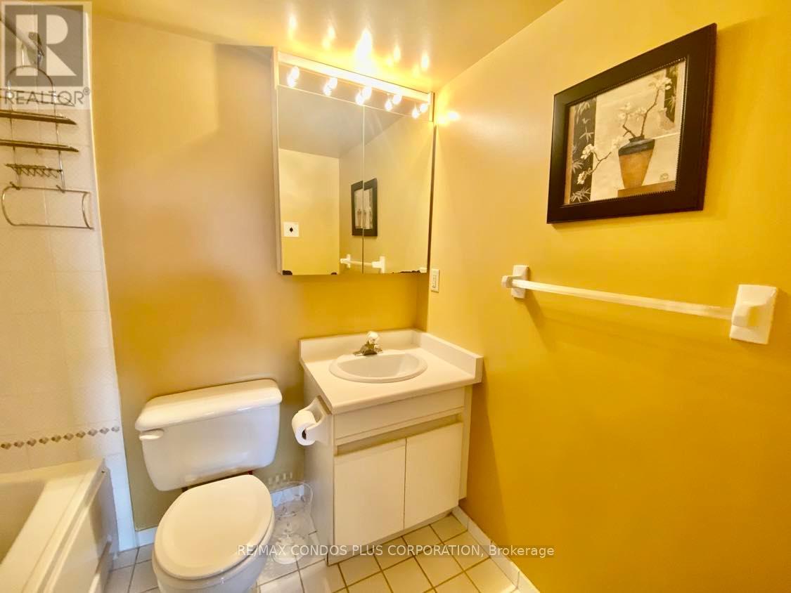 1804 - 1001 Bay Street, Toronto, Ontario  M5S 3A6 - Photo 10 - C13430802
