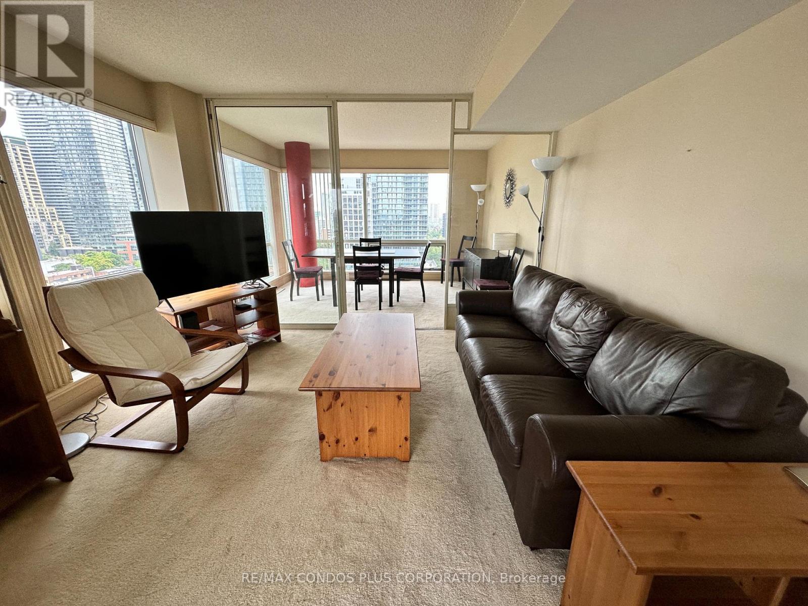 1804 - 1001 Bay Street, Toronto, Ontario  M5S 3A6 - Photo 2 - C13430802