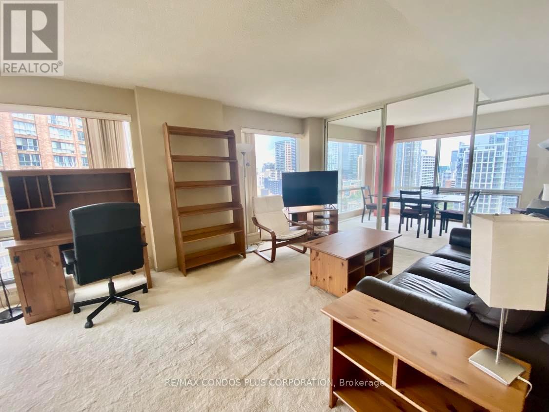 1804 - 1001 Bay Street, Toronto, Ontario  M5S 3A6 - Photo 5 - C13430802