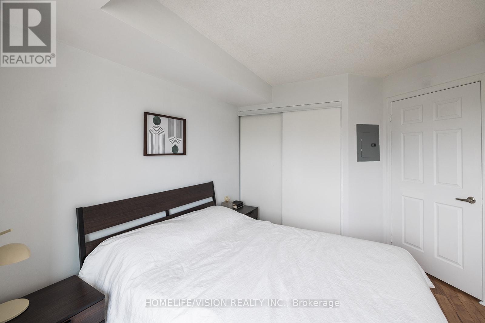 902 - 18 Valley Woods Road, Toronto, Ontario  M3A 0A1 - Photo 11 - C13430840