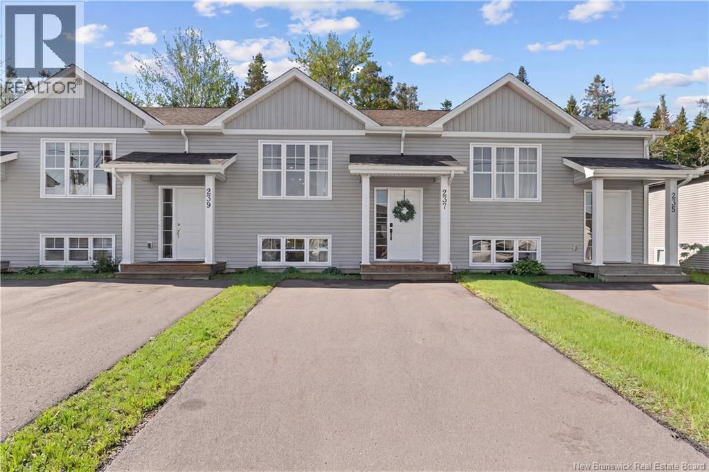 237 des Erables Street, dieppe, New Brunswick