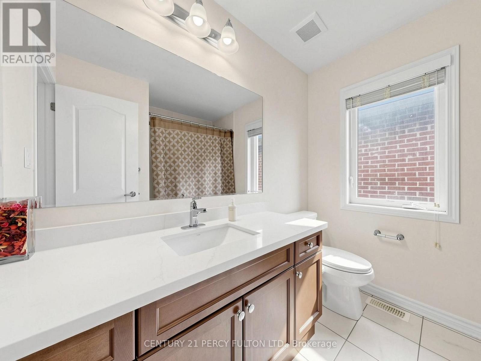 2715 Sapphire Drive, Pickering, Ontario  L1X 0G3 - Photo 36 - E13430488