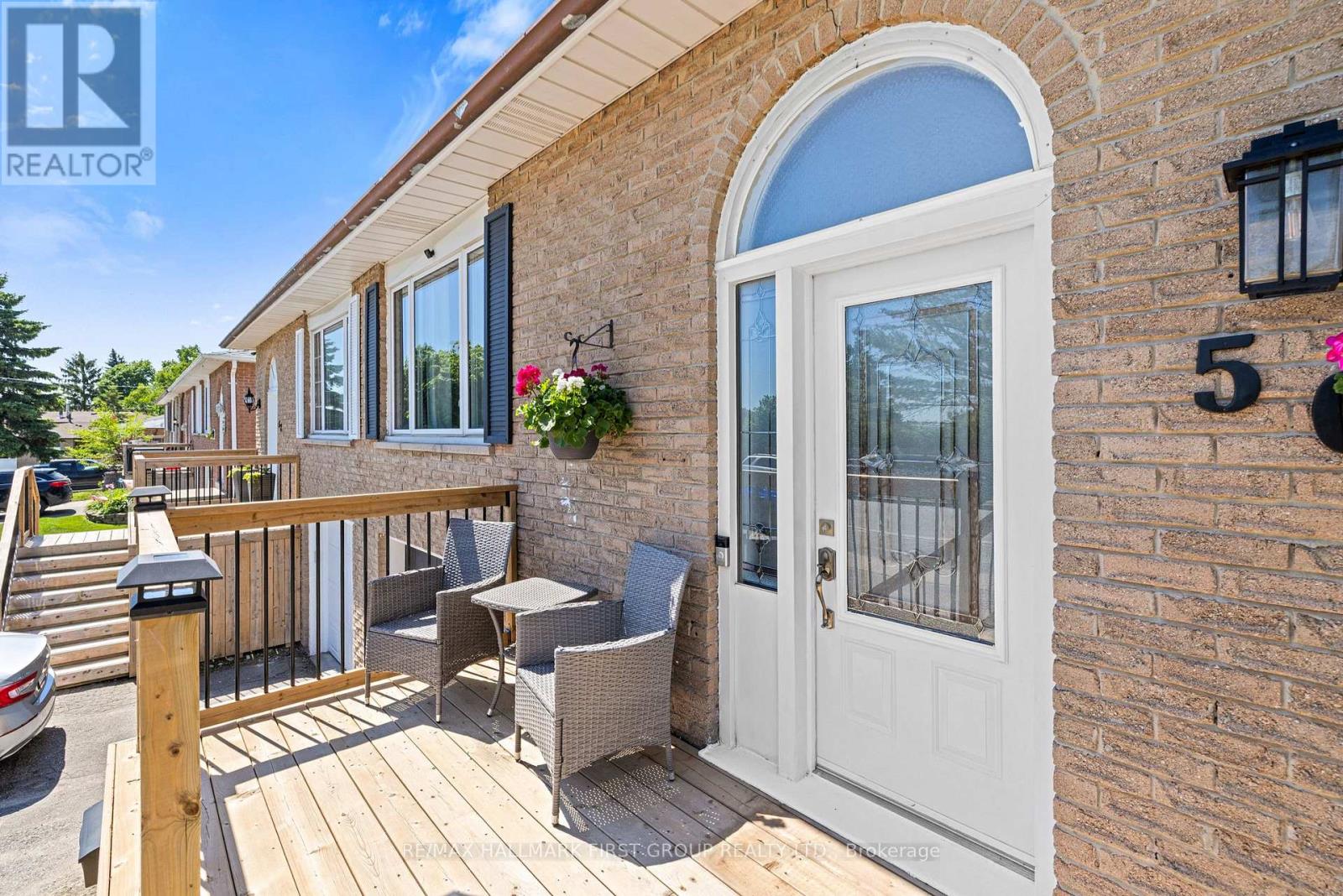 50 Doreen Crescent, Clarington, Ontario  L1C 3W7 - Photo 4 - E13430646