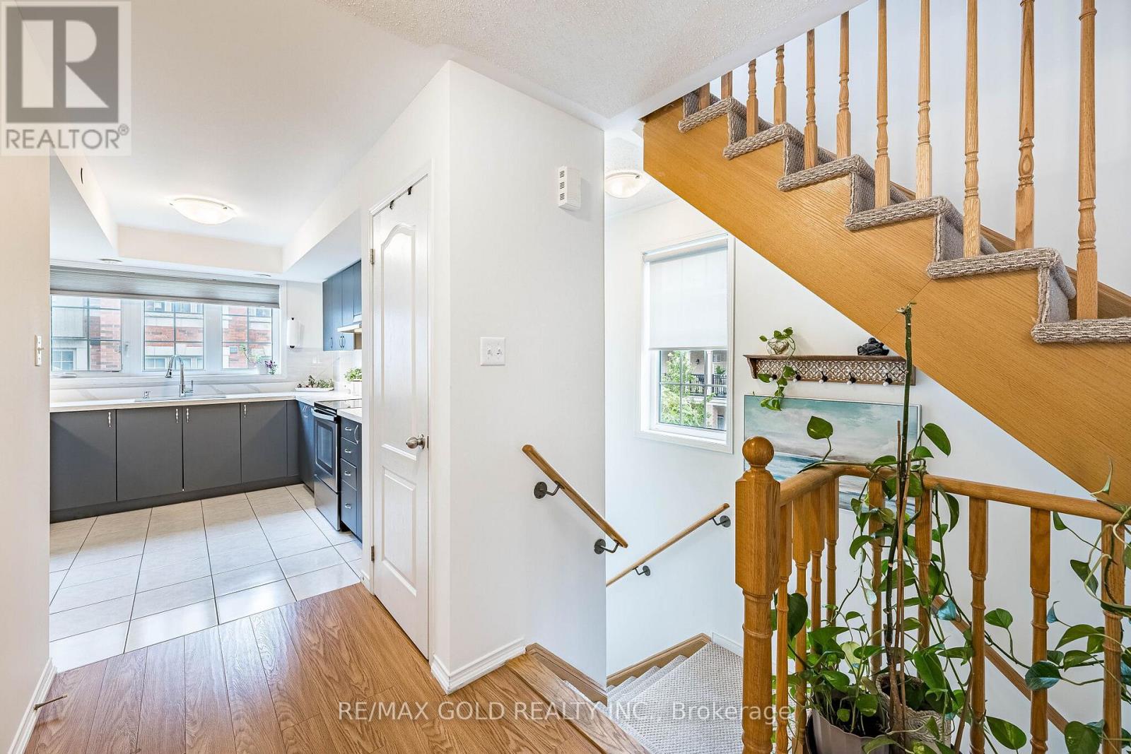 2485 Rosedrop Path, Oshawa, Ontario  L1L 0L2 - Photo 14 - E13430716