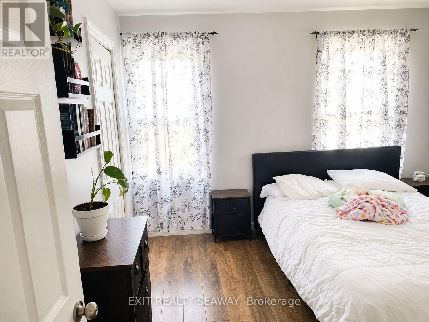 202 5th Street W, Cornwall, Ontario  K6J 2V1 - Photo 7 - X13426456