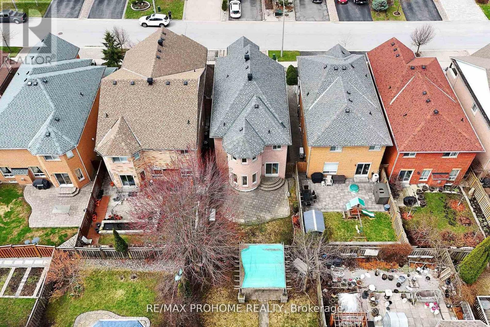 34 Inverhuron Street, Richmond Hill, Ontario  L4E 4H2 - Photo 30 - N13430546