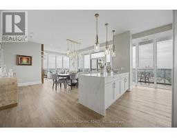 1502 - 10 GATINEAU DRIVE, Vaughan, Ontario