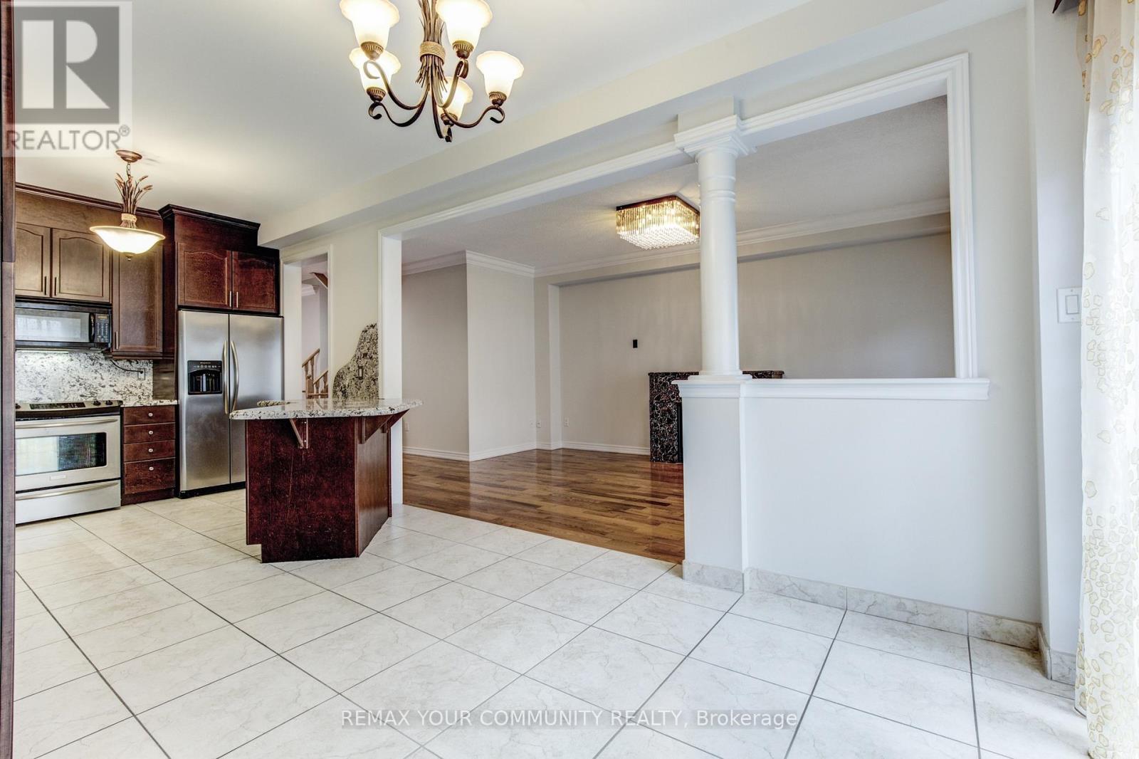 26 Yarden Drive, Vaughan, Ontario  L6A 0W2 - Photo 13 - N13430574