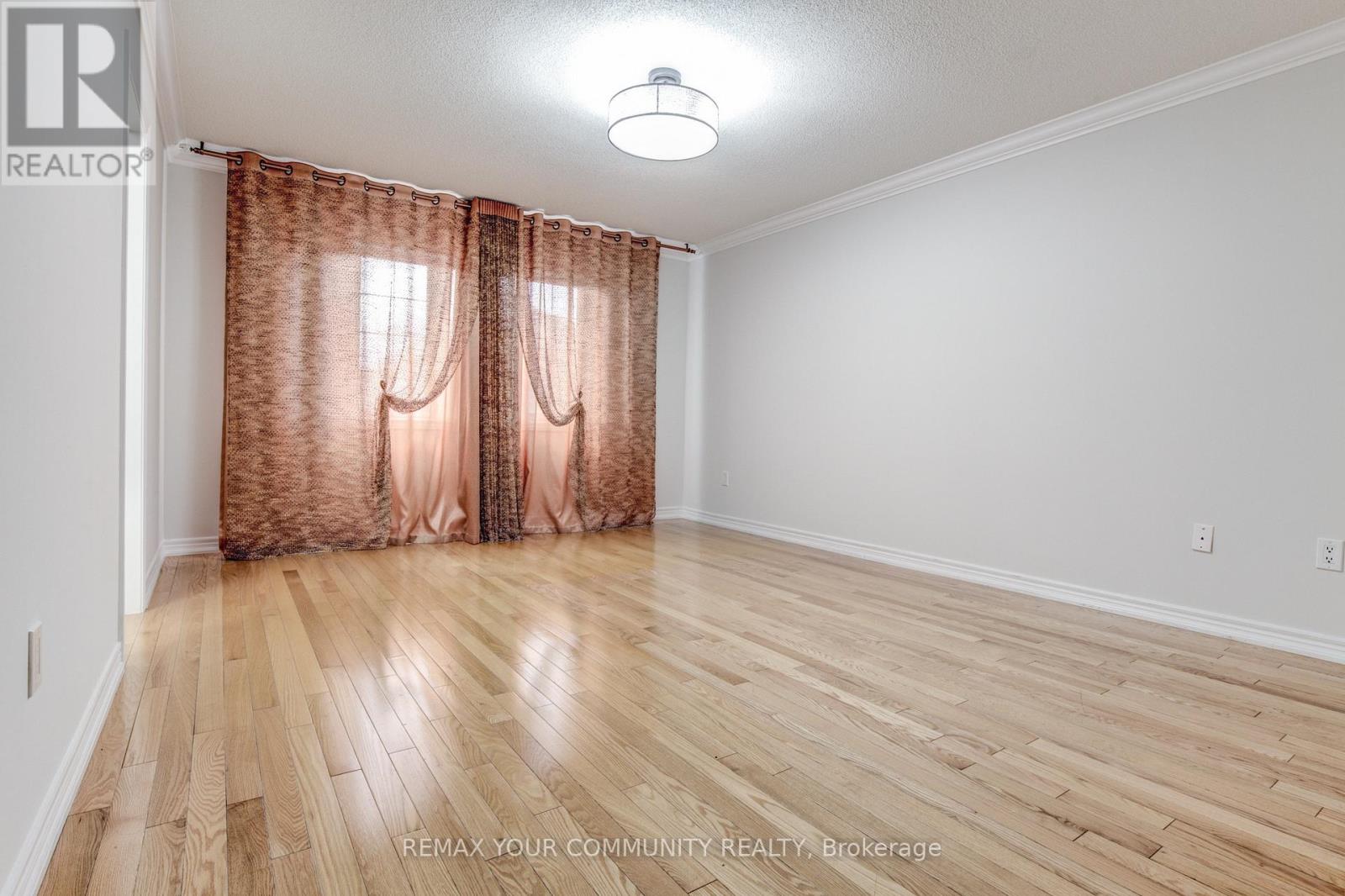 26 Yarden Drive, Vaughan, Ontario  L6A 0W2 - Photo 18 - N13430574