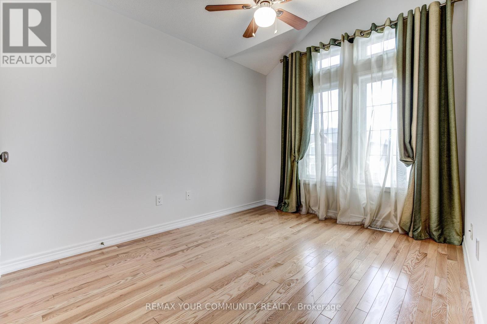 26 Yarden Drive, Vaughan, Ontario  L6A 0W2 - Photo 22 - N13430574