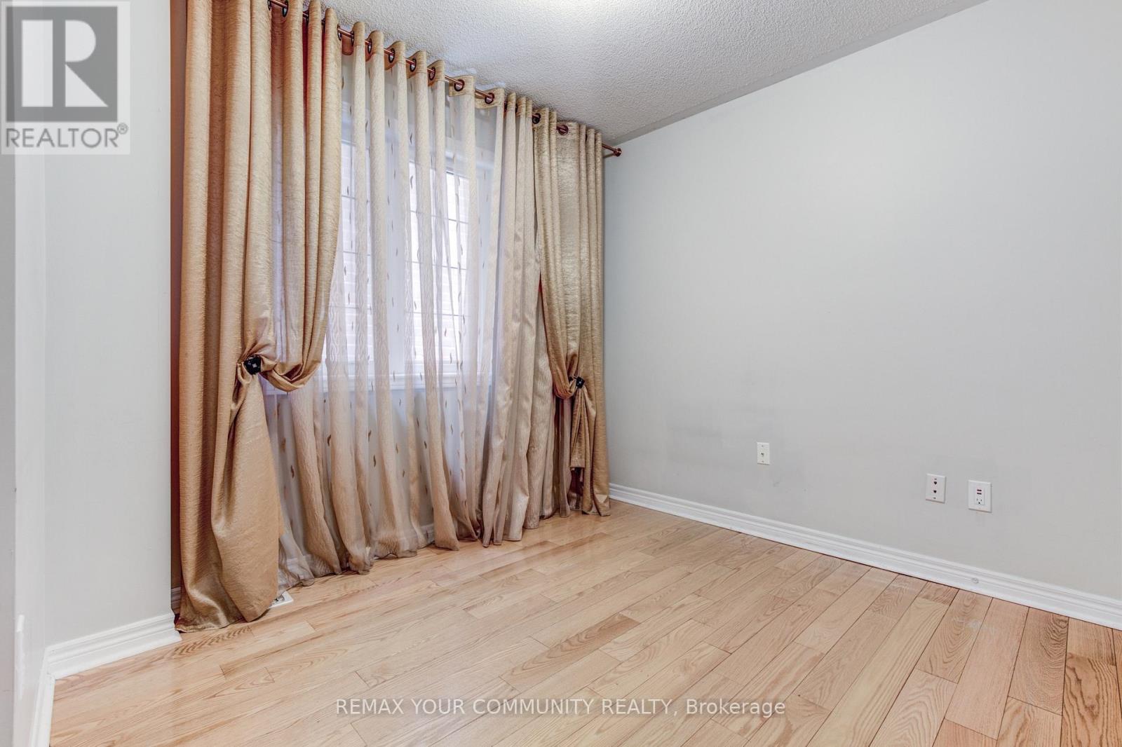 26 Yarden Drive, Vaughan, Ontario  L6A 0W2 - Photo 27 - N13430574