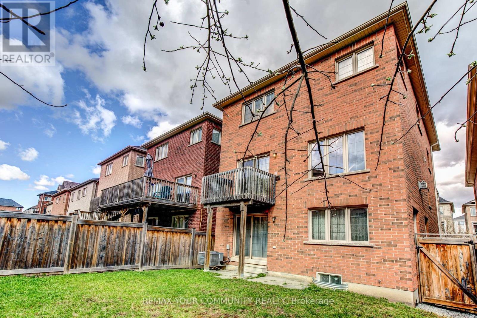 26 Yarden Drive, Vaughan, Ontario  L6A 0W2 - Photo 34 - N13430574