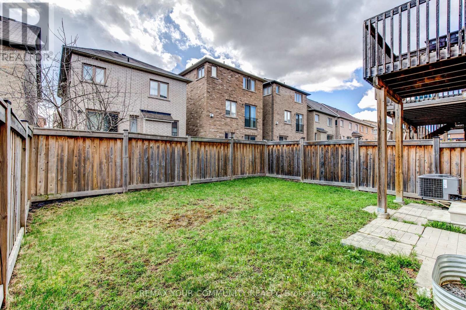26 Yarden Drive, Vaughan, Ontario  L6A 0W2 - Photo 35 - N13430574