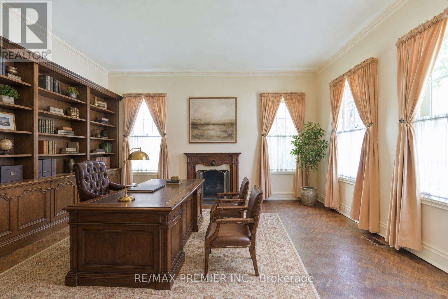 25 Highgrove Crescent, Richmond Hill, Ontario  L4C 7W9 - Photo 6 - N13430738