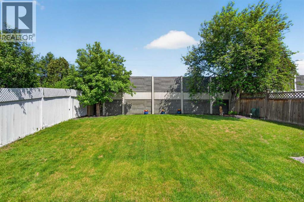 101 Douglasbank Way SE, Calgary, Alberta  T2Z 1W4 - Photo 43 - A2318142