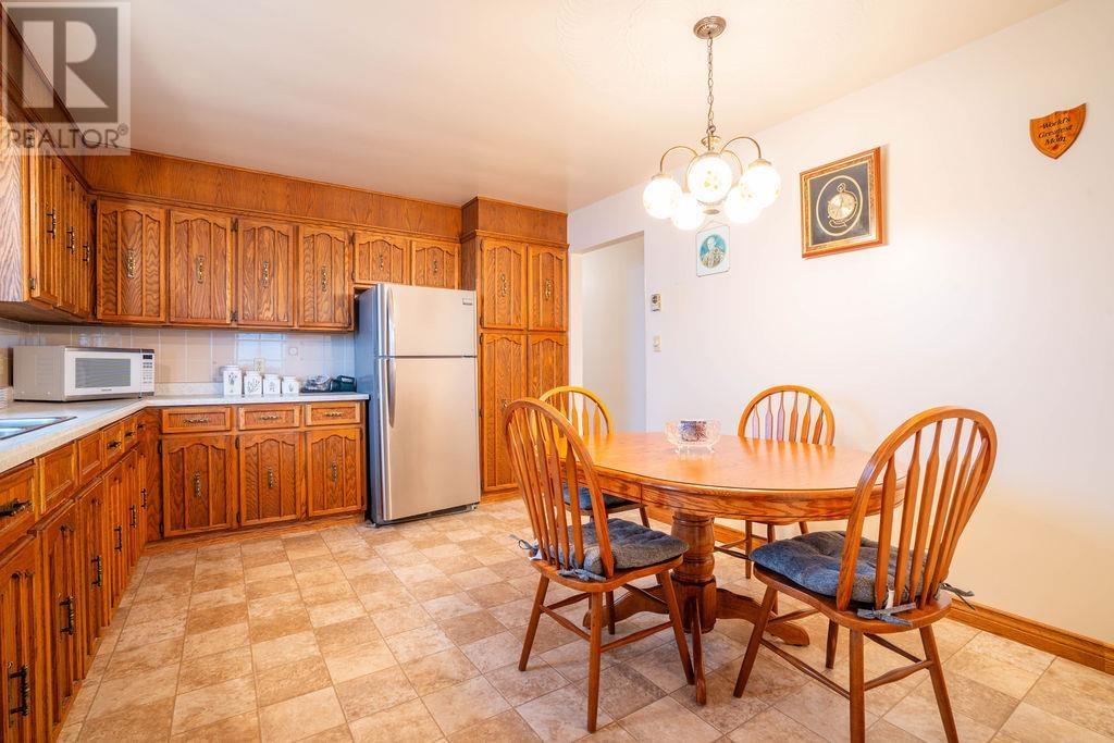34 Bitonti Cres, Sault Ste. Marie, Ontario  P6C 6A9 - Photo 16 - SM261407