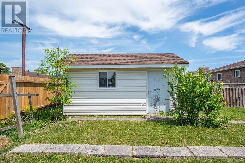 34 Bitonti Cres, Sault Ste. Marie, Ontario  P6C 6A9 - Photo 9 - SM261407