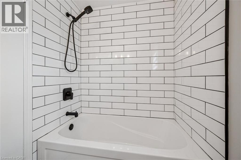 694 Highpoint Avenue Unit# B, Waterloo, Ontario  N2V 1G9 - Photo 18 - 40838908