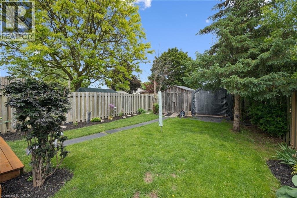 694 Highpoint Avenue Unit# B, Waterloo, Ontario  N2V 1G9 - Photo 35 - 40838908