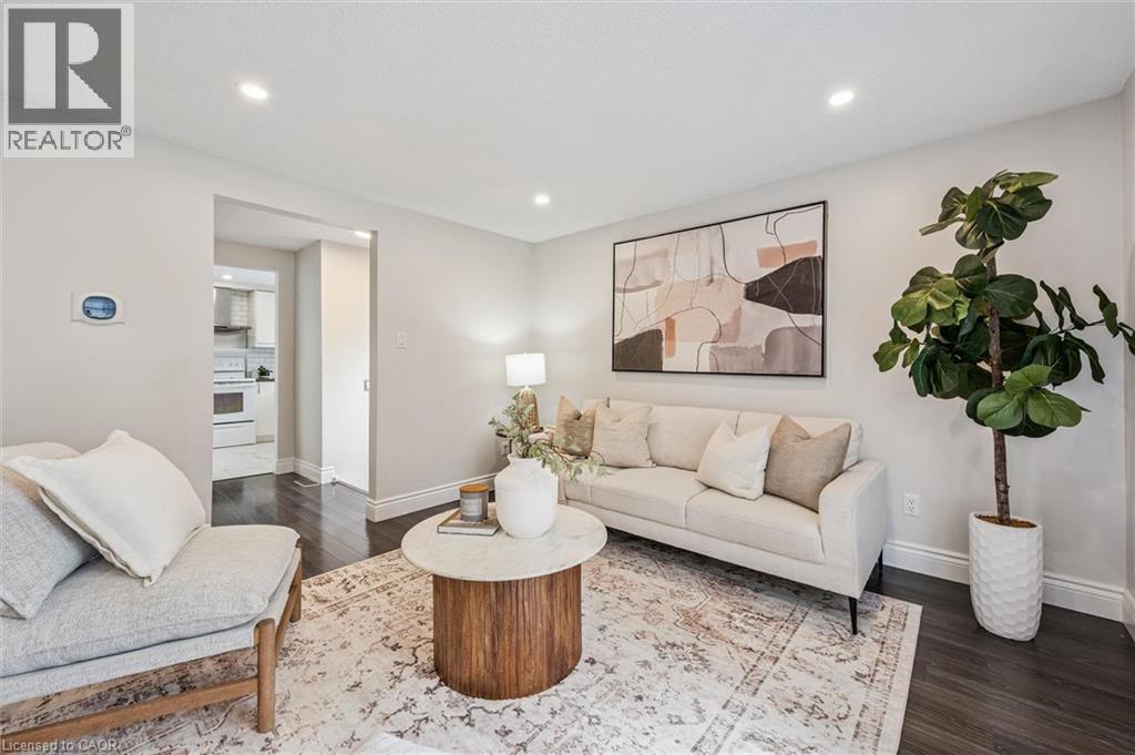 694 Highpoint Avenue Unit# B, Waterloo, Ontario  N2V 1G9 - Photo 4 - 40838908