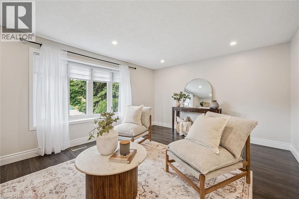 694 Highpoint Avenue Unit# B, Waterloo, Ontario  N2V 1G9 - Photo 6 - 40838908