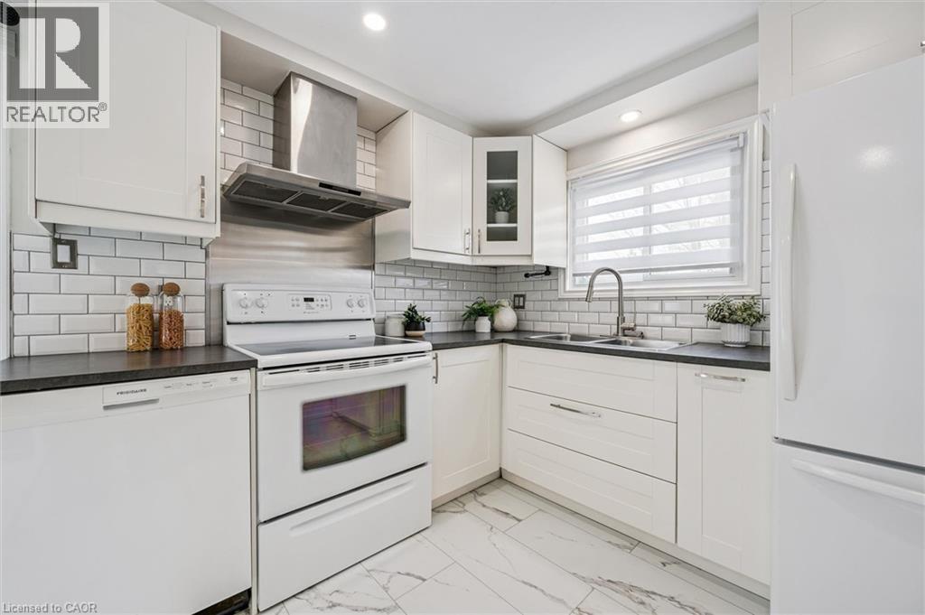 694 Highpoint Avenue Unit# B, Waterloo, Ontario  N2V 1G9 - Photo 7 - 40838908