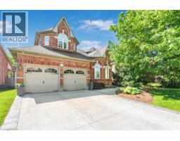 178 VALMONT Court, Ancaster, Ontario