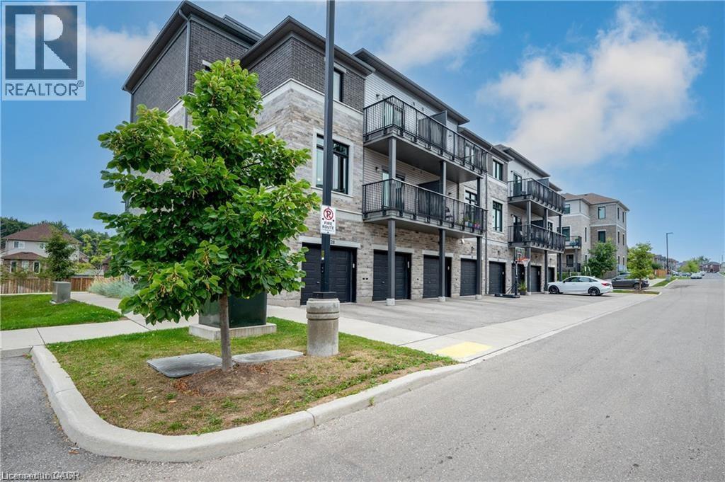 107 Westra Drive Unit# 27, Guelph, Ontario  N1K 0B9 - Photo 3 - 40838514