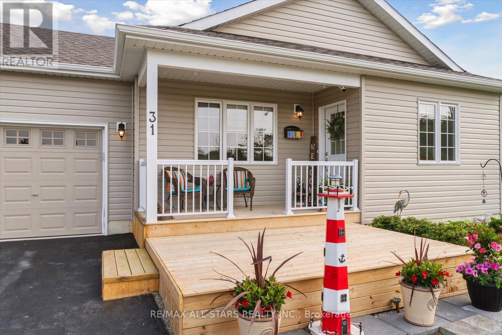 31 Reynolds Drive, Ramara, Ontario  L3V 8K1 - Photo 2 - S13430602
