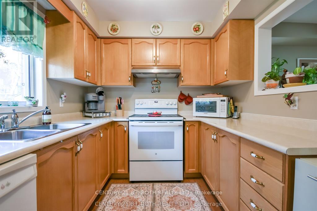 62 Loon Avenue, Barrie, Ontario  L4N 8V9 - Photo 14 - S13430900