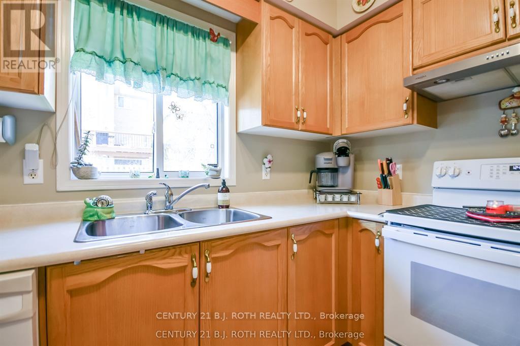 62 Loon Avenue, Barrie, Ontario  L4N 8V9 - Photo 15 - S13430900