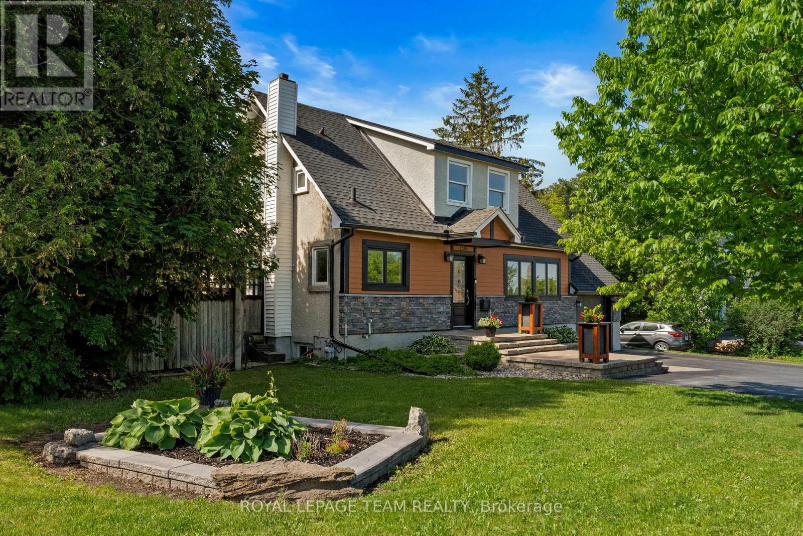 1386 Randall Avenue, Ottawa, Ontario  K1H 7R3 - Photo 3 - X13431036
