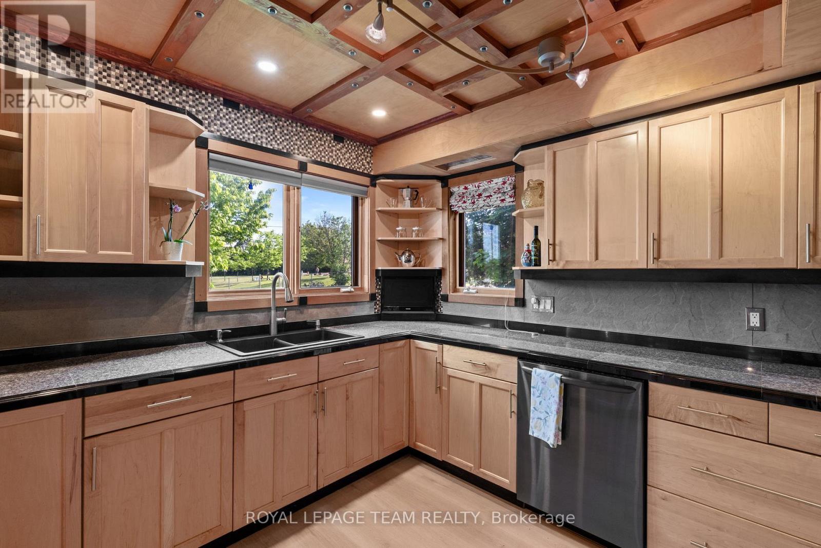 1386 Randall Avenue, Ottawa, Ontario  K1H 7R3 - Photo 6 - X13431036