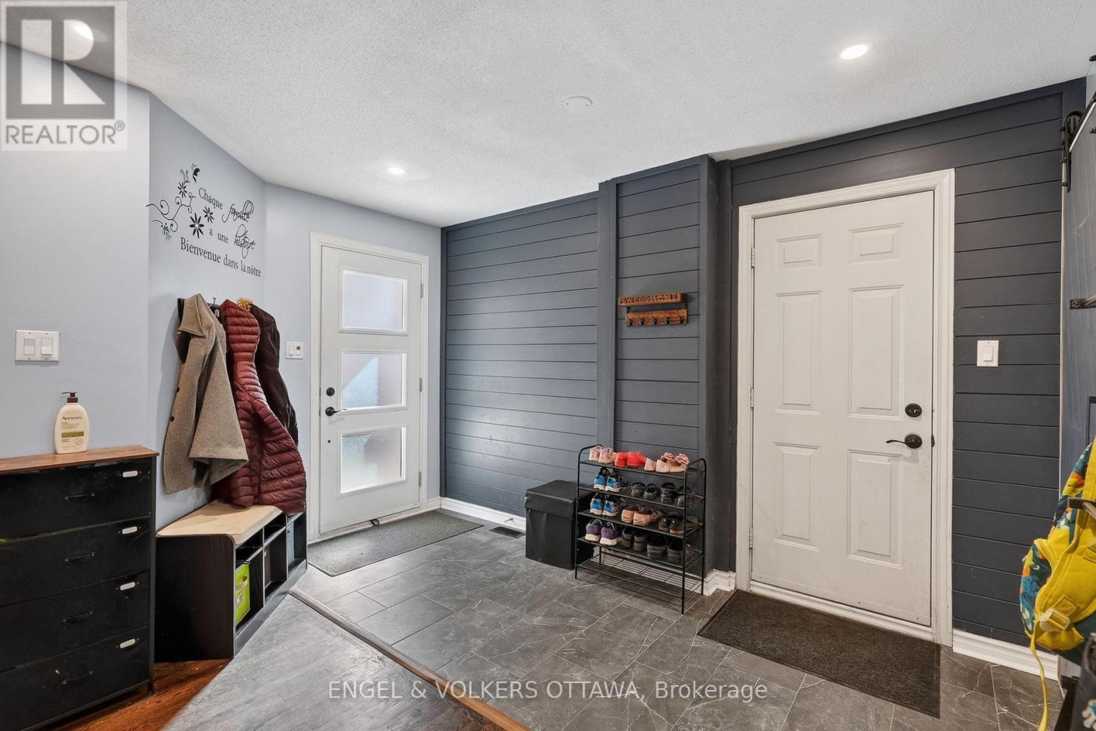 1033 Como Crescent, Ottawa, Ontario  K4A 3Z5 - Photo 3 - X13431068