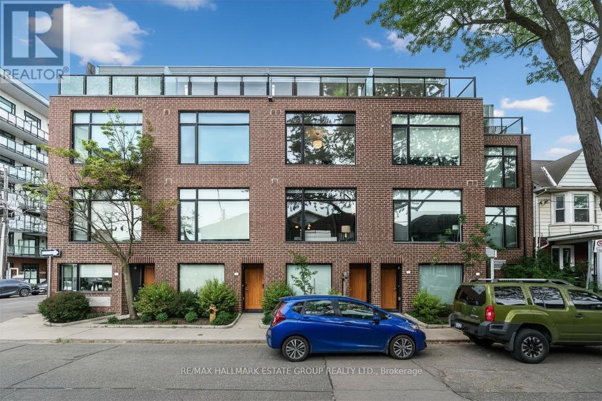 3 - 41 Verral Avenue, Toronto, Ontario  M4M 2R3 - Photo 2 - E13425282
