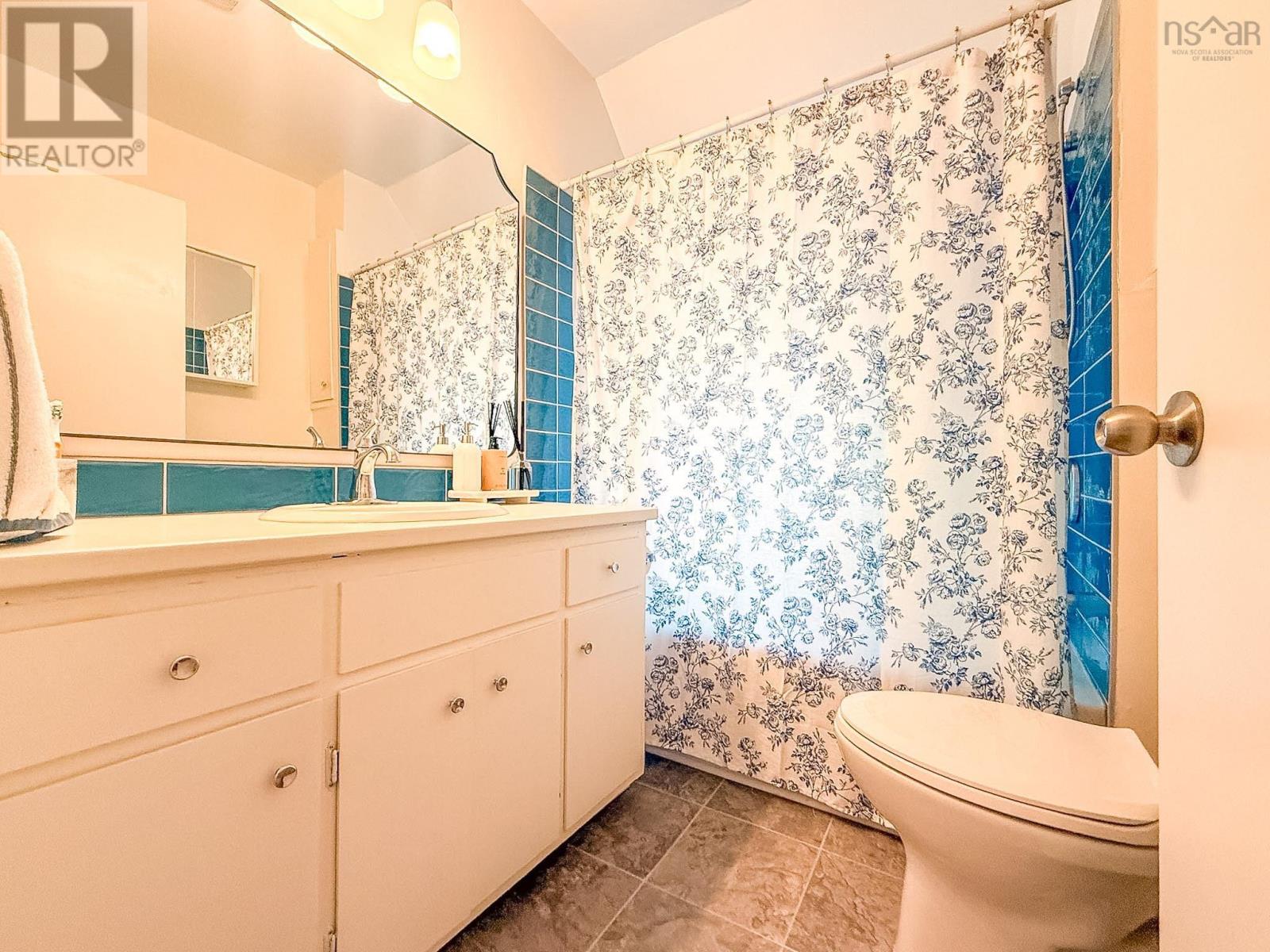 17 St Peters Road, Sydney, Nova Scotia  B1P 4P2 - Photo 34 - 202614064
